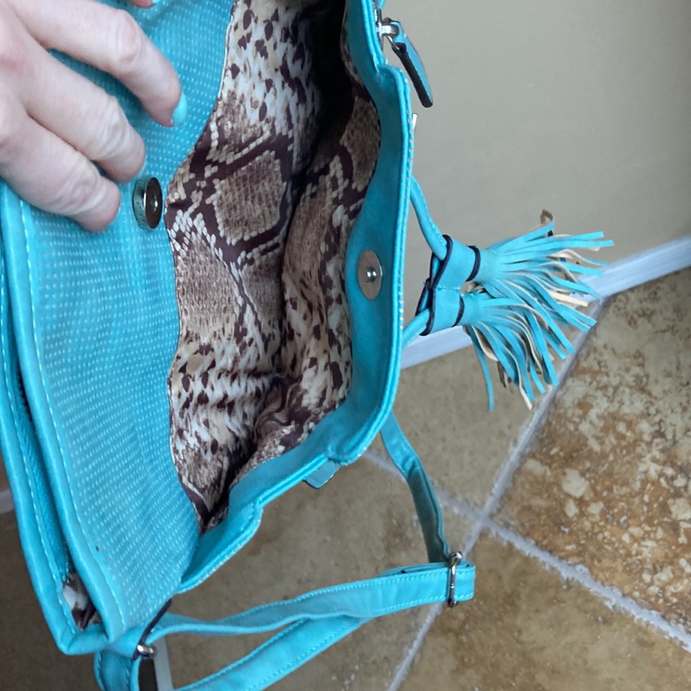 Nicole Miller New York teal purse handbag new fringe - Picture 16 of 16